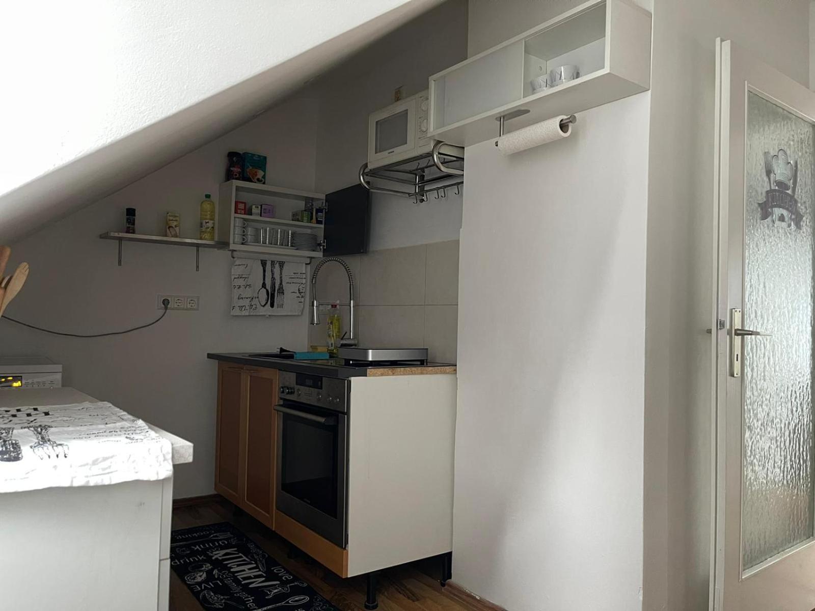 Bequemes Einzelzimmer Im Herzen Von Kassel Eksteriør bilde